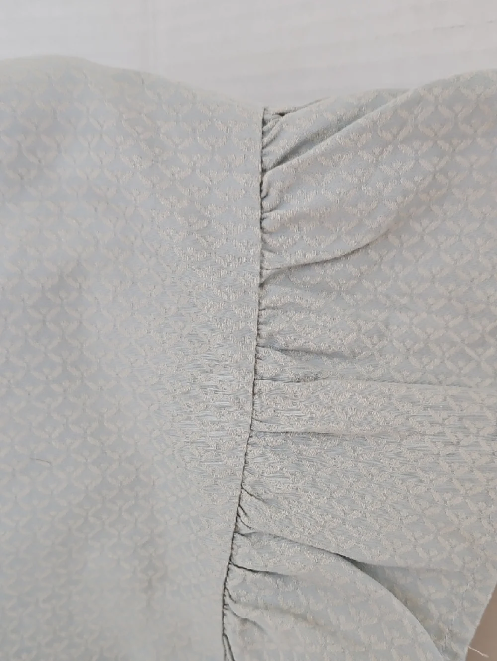 Ralph Lauren Blue Sage Woven Ruffle Hem Cotton Standard Pillowcase Set